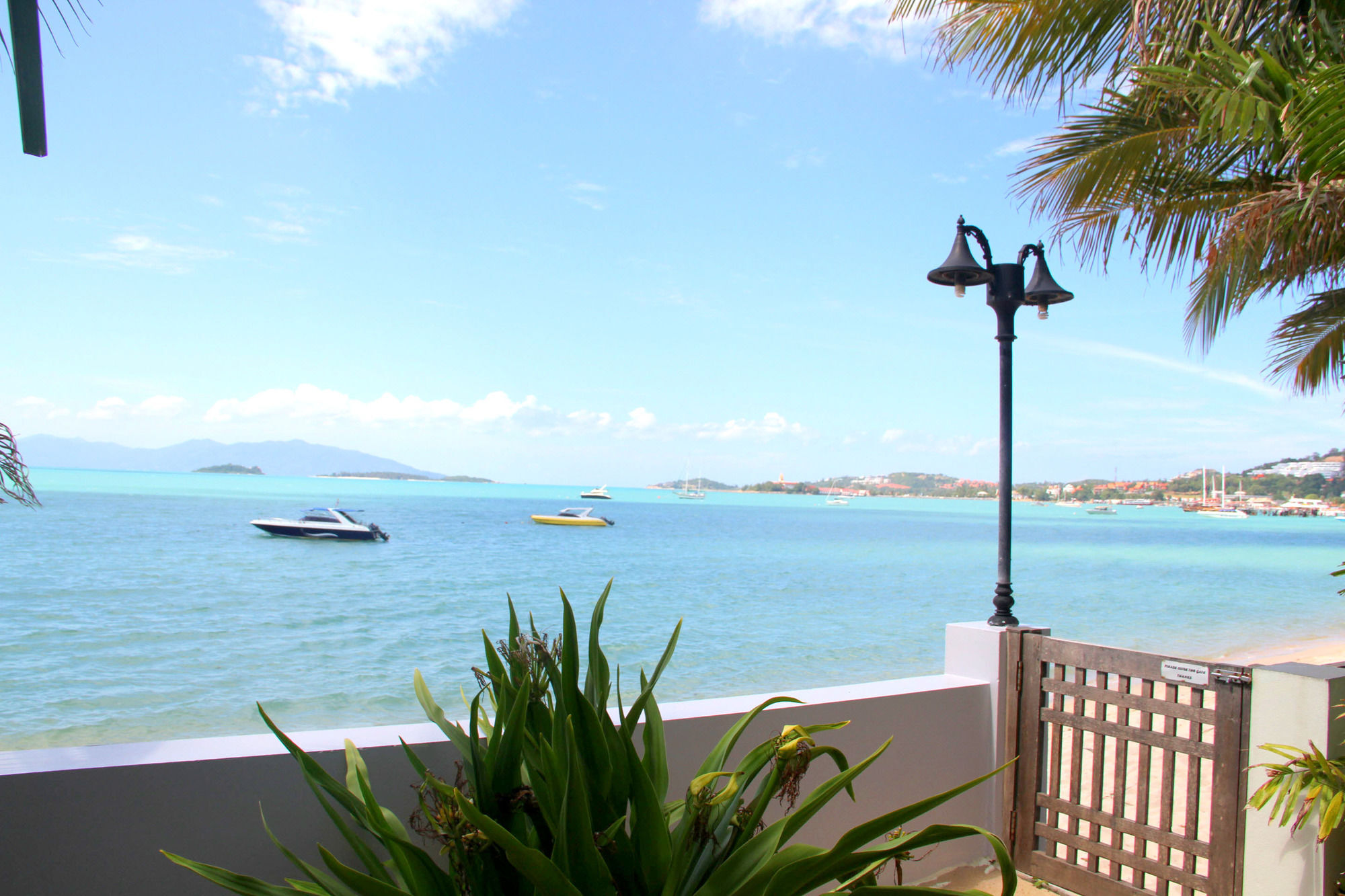 The Boardroom Beach Bungalows Бопхут Экстерьер фото